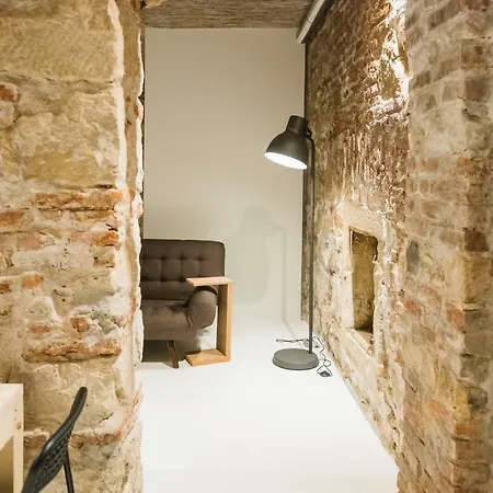 Apartment Old